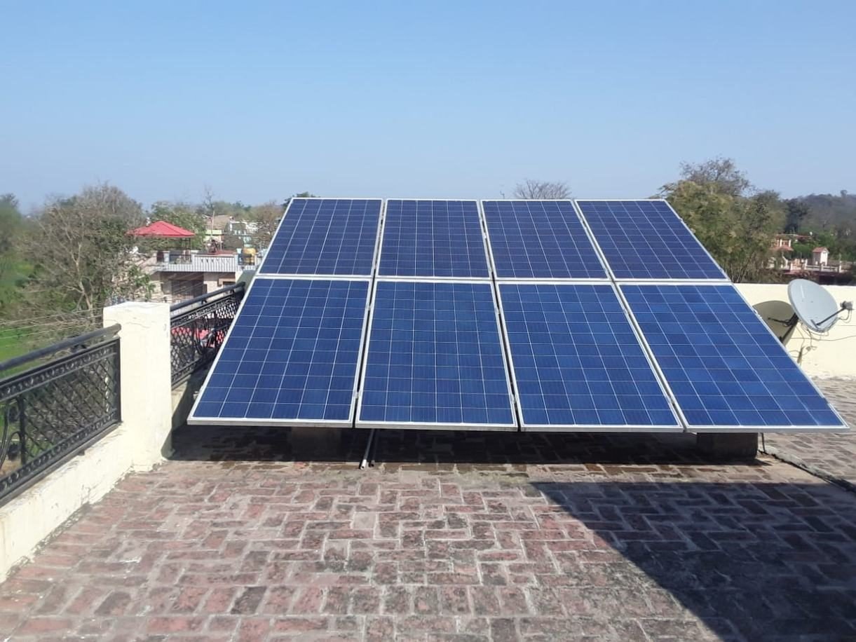 700 kW rooftop solar power plant in Himachal Pradesh